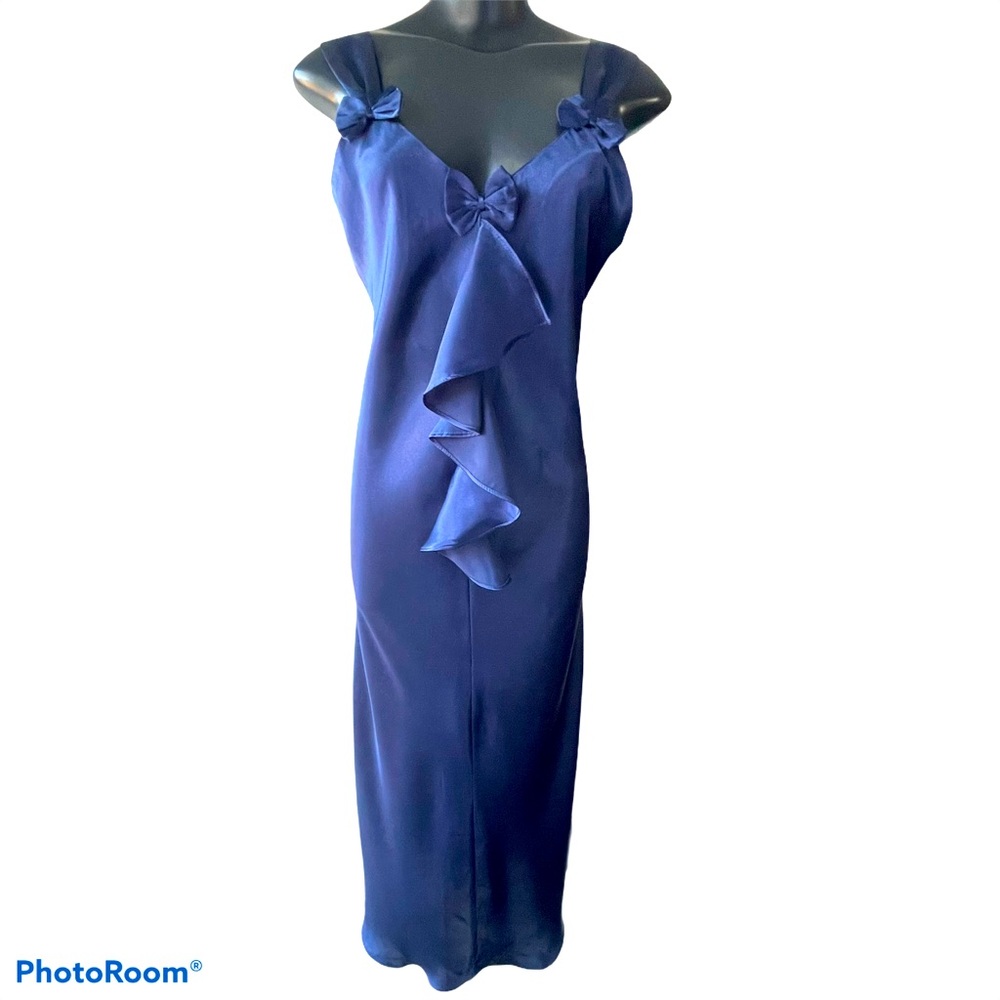 100% silk, royal blue négligée